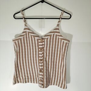 🌟 Daytrip the buckle tank top size medium